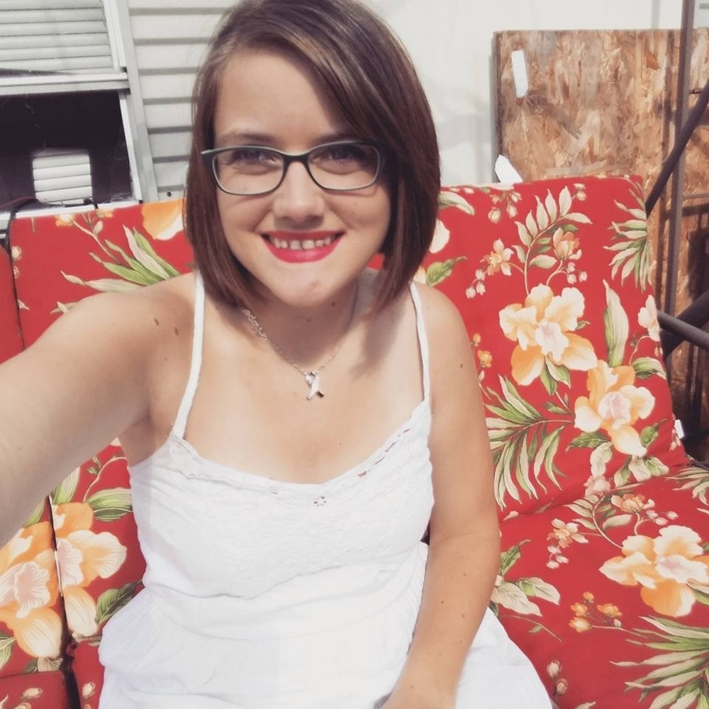 Meet your Posher, Annie